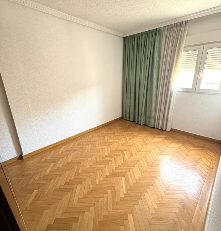 Vivienda en Avenida 2 de Mayo con TRASTERO en Móstoles