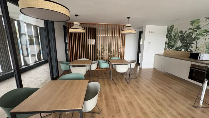 Piso en alquiler en Entrenúcleos (Sevilla)