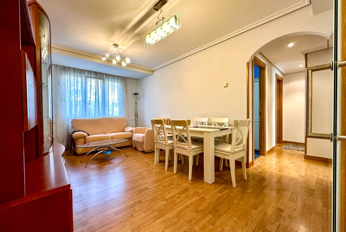 Alquiler de Piso en Calle Paraguay, El Pilar, Vitoria-Gasteiz, Álava -