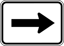 Right directional arrow plaque for route guidance