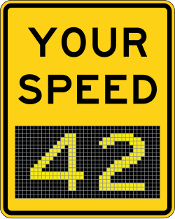 Variable speed feedback sign for dynamic speed management