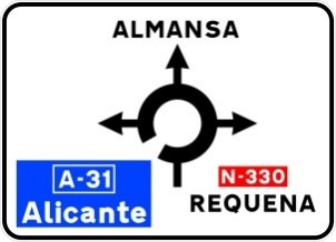 Imagen de la pregunta: En esta señal, ¿qué te indica que la A-31, hacia Alicante, figure sobre fondo az
