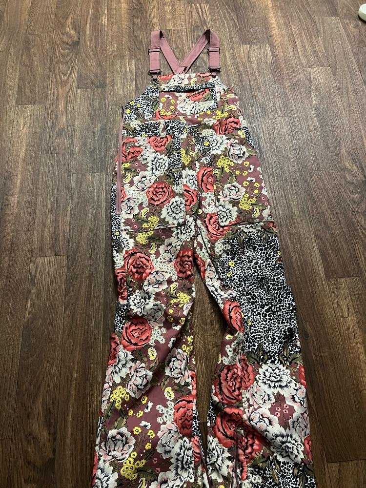 Burton avalon bib hot sale pant cheetah floral