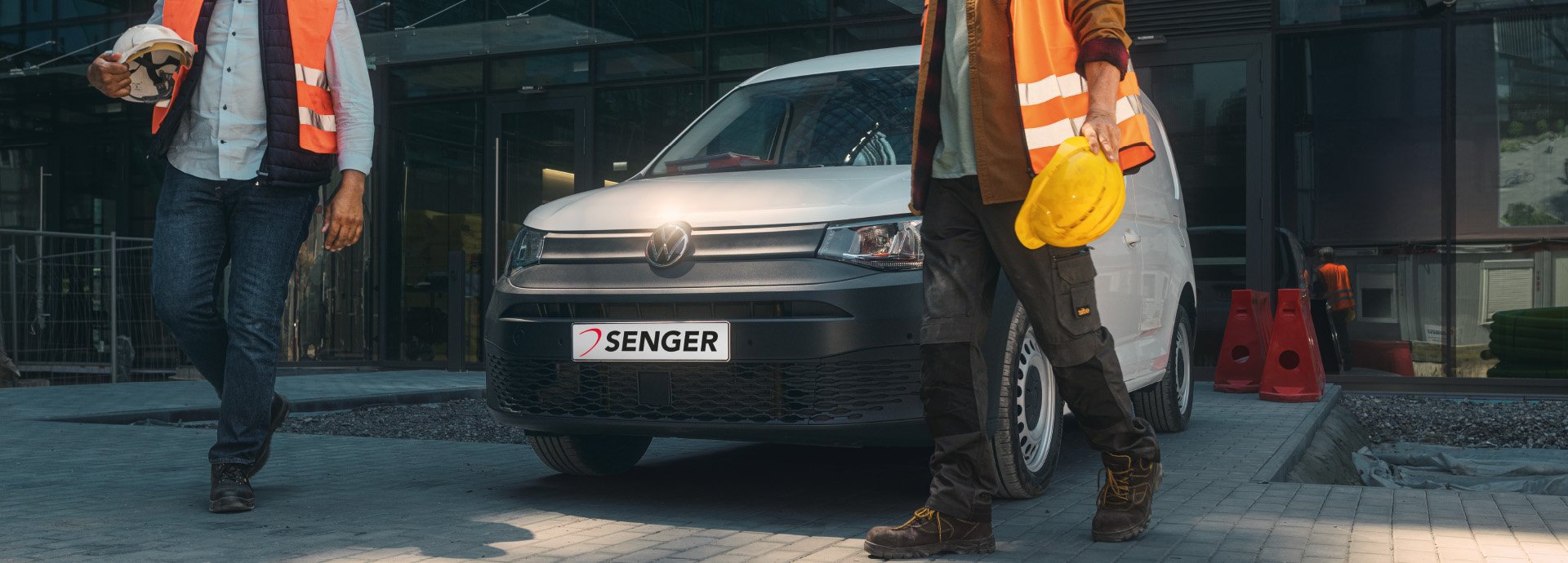 230203_header_caddy_cargo_920x690px