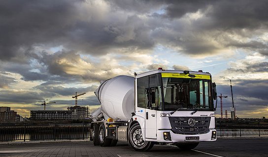 csm_Econic_Bauverkehr_Betonmischer