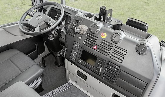 csm_Mercedes_Econic_Interieur