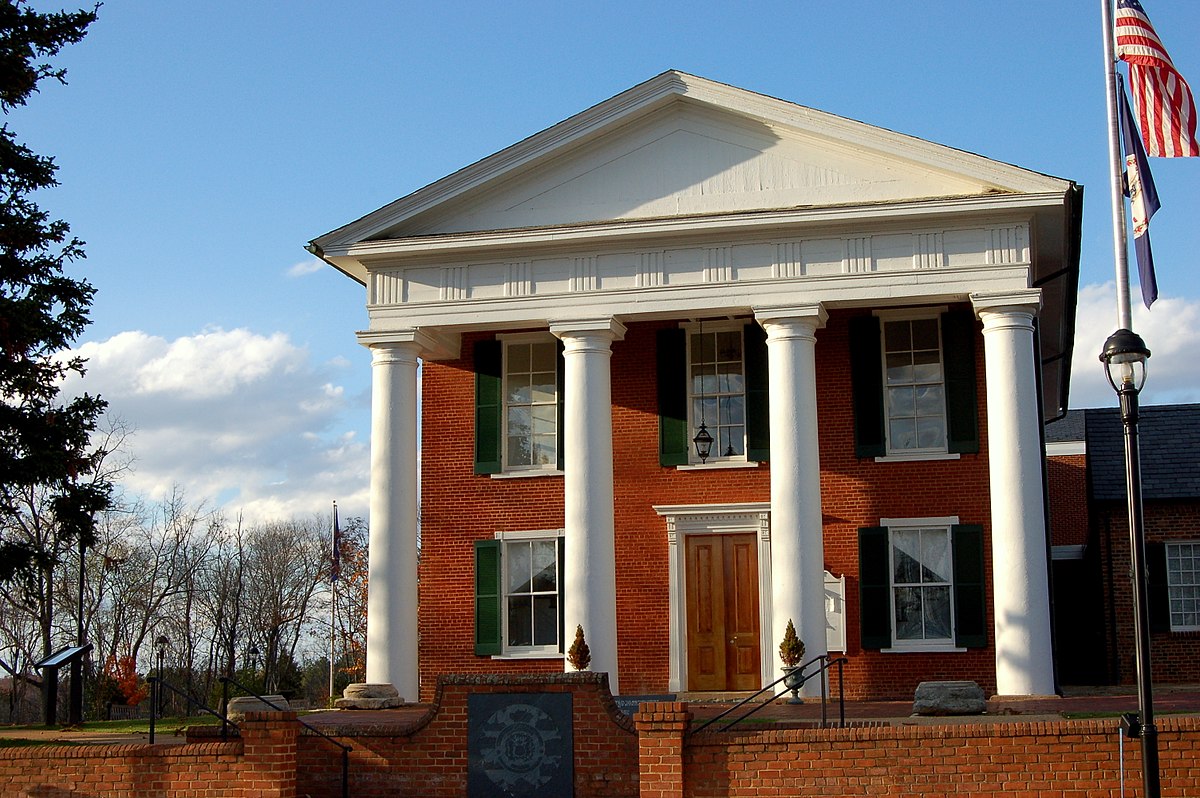 Image of Buckingham County court