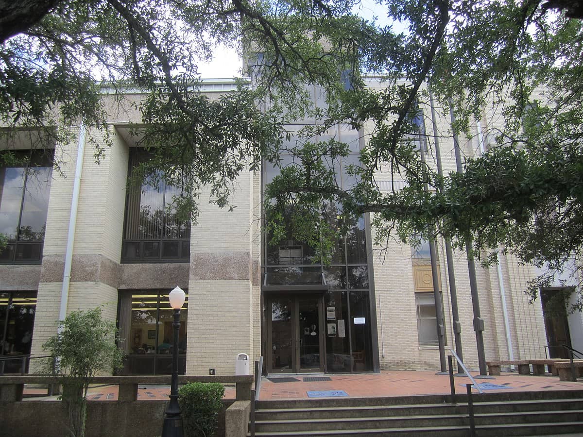 Image of Caldwell Parish court