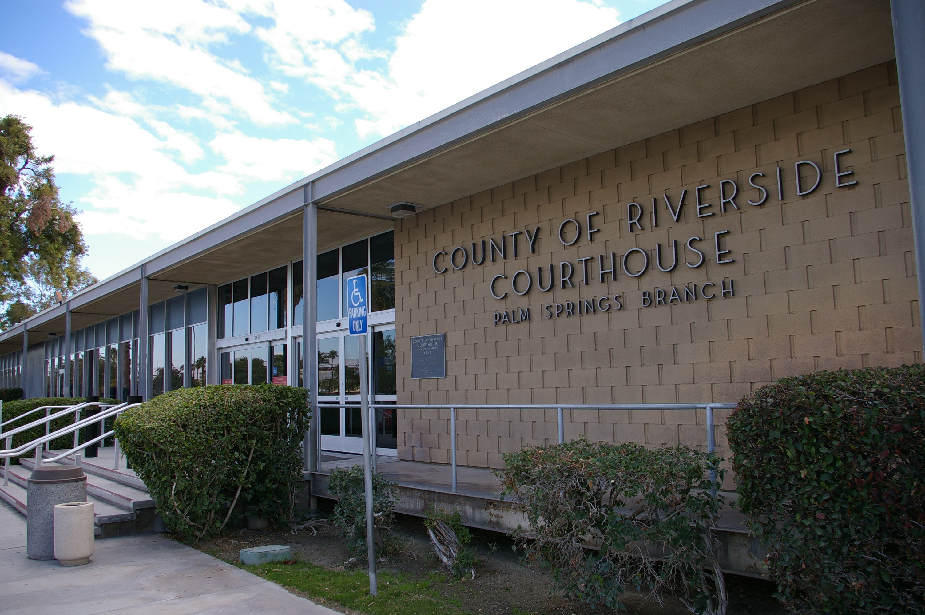 Image of Riverside County Superior Court - Palm Springs