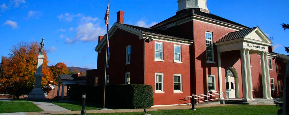 Image of Giles County court