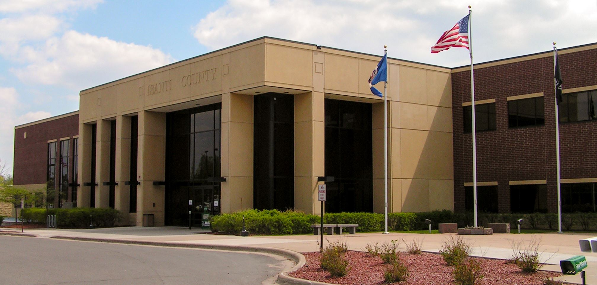 Image of Isanti County Clerk's Office