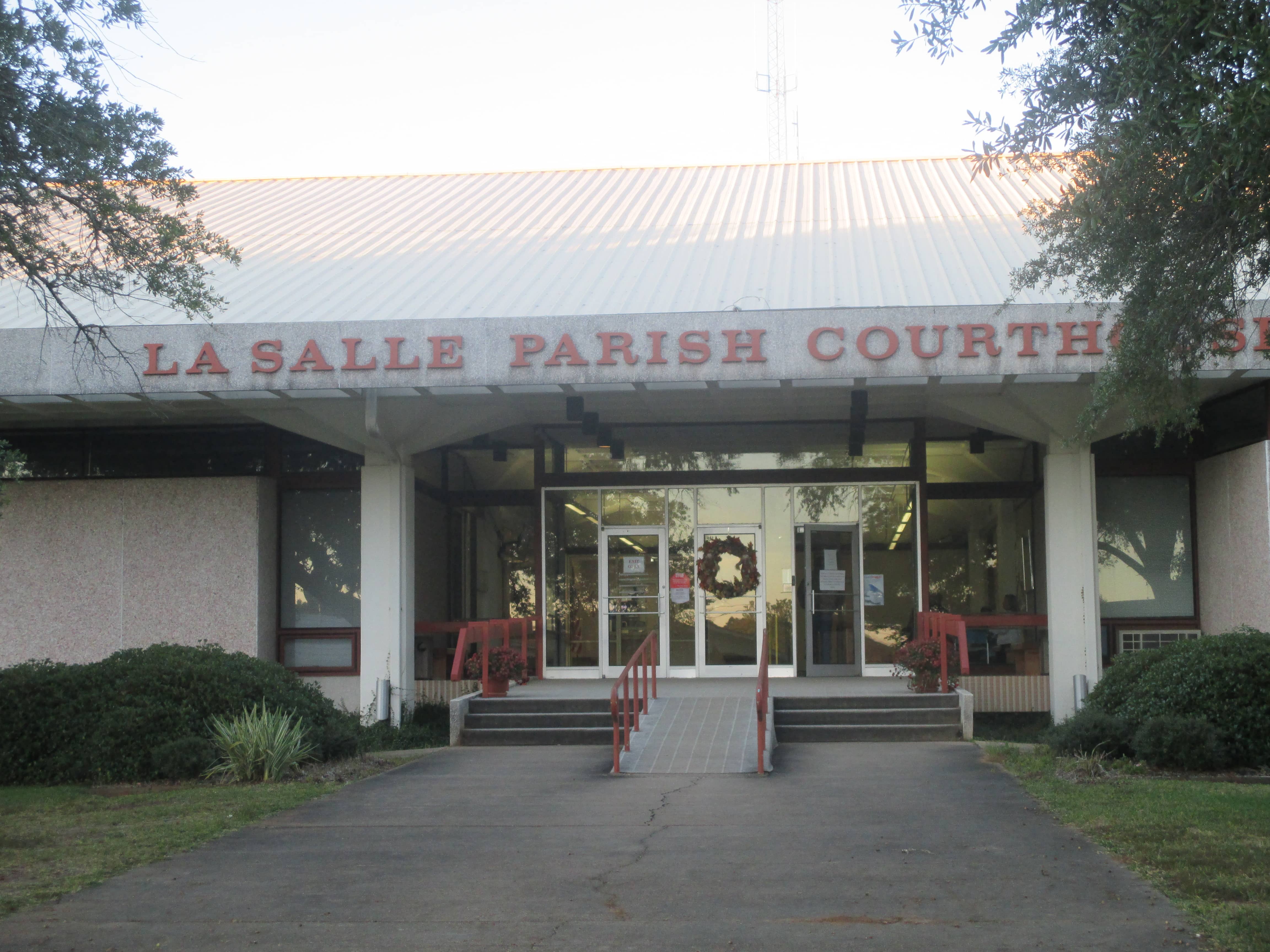 Image of La Salle Parish Sheriff's Office North First St. and Courthouse St., Jena, LA