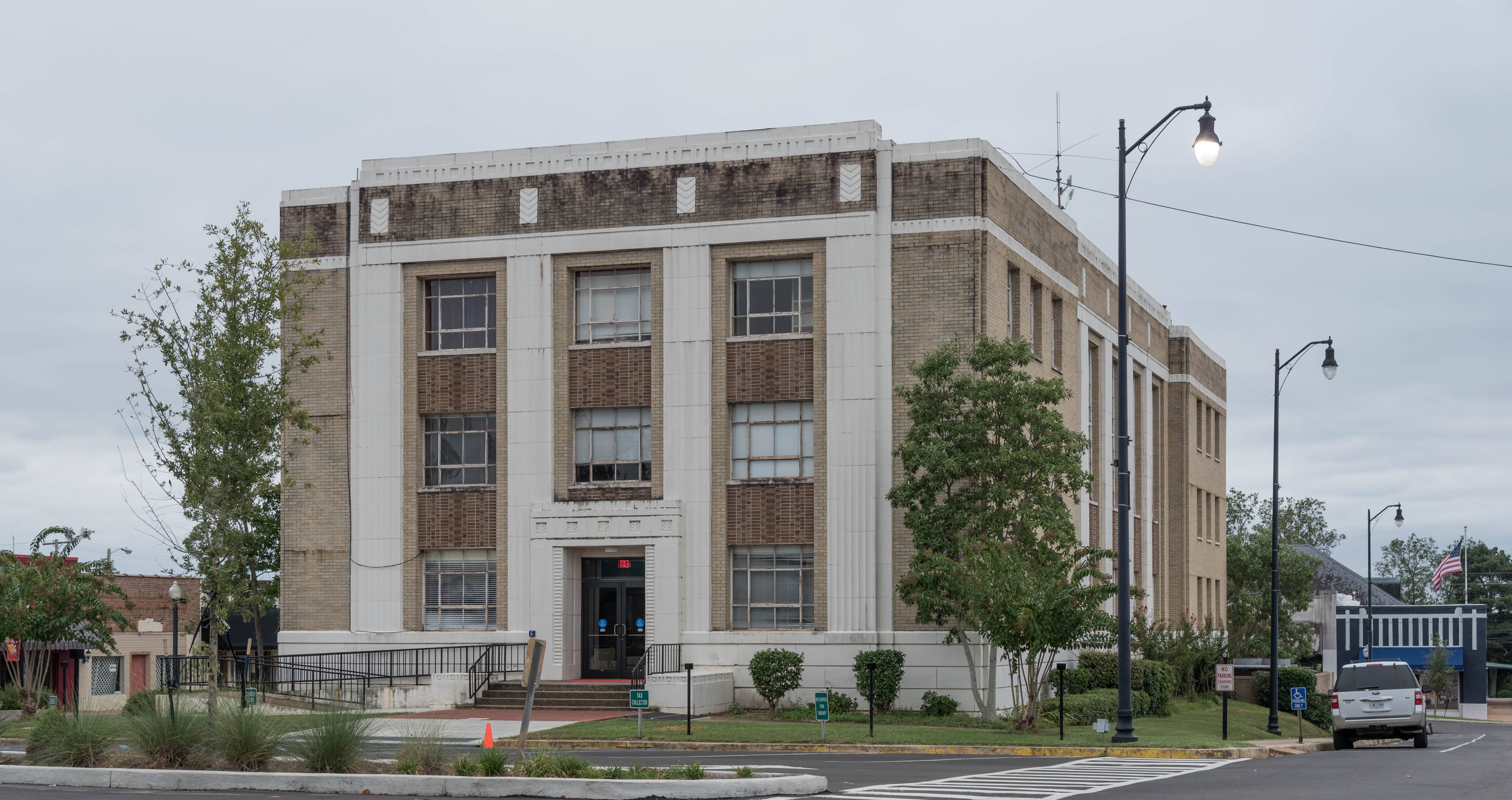 Image of Leake County Clerk