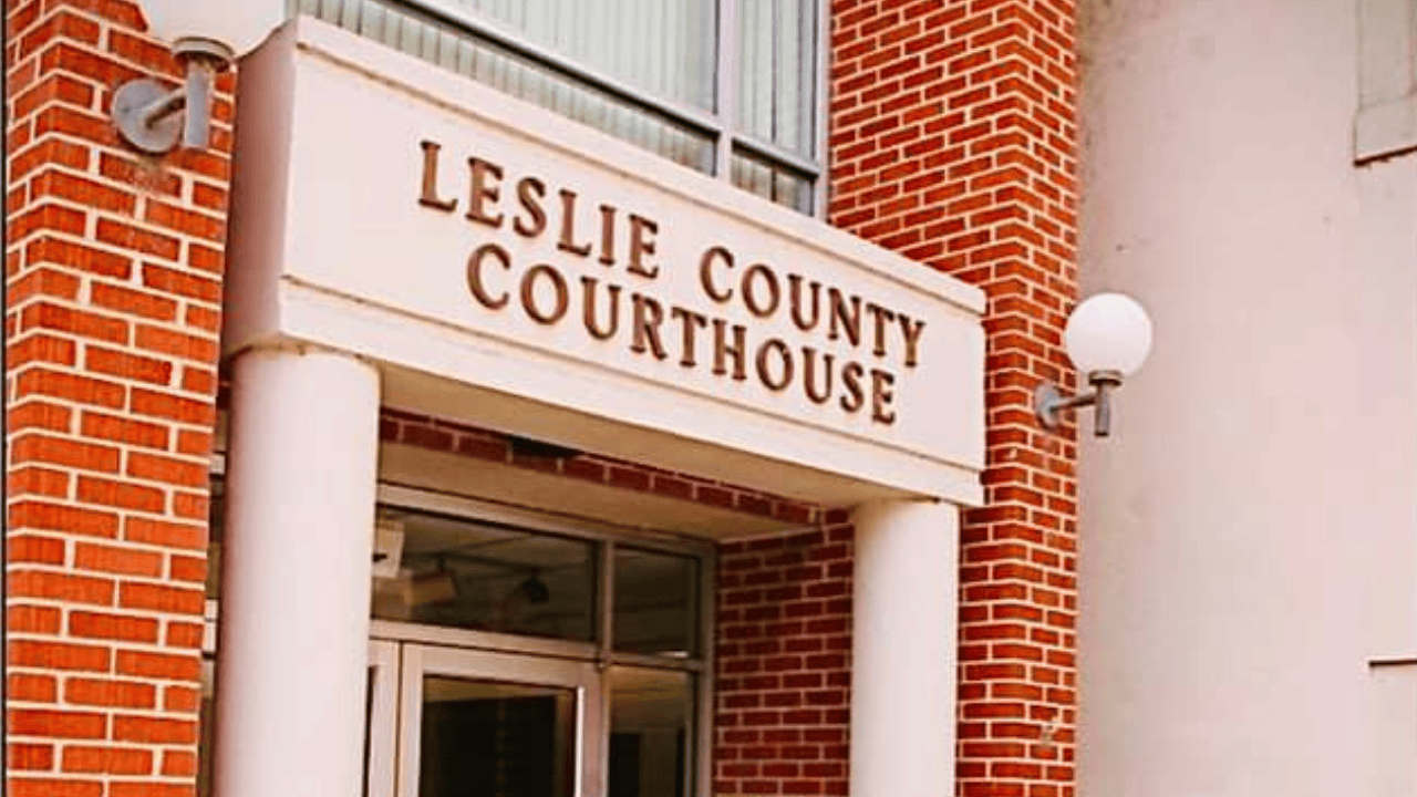 Image of Leslie County District Court