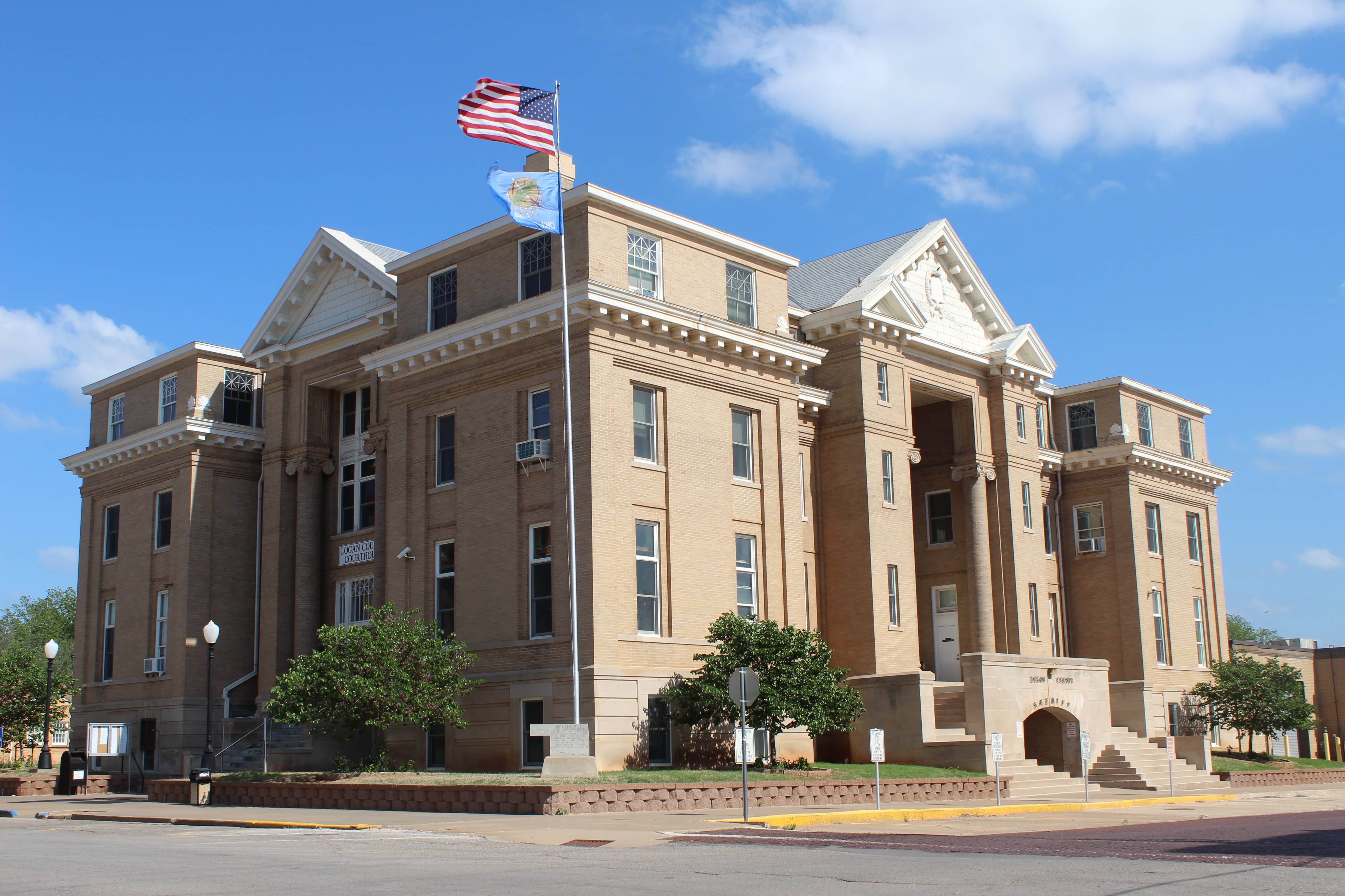 Image of Logan County District Court