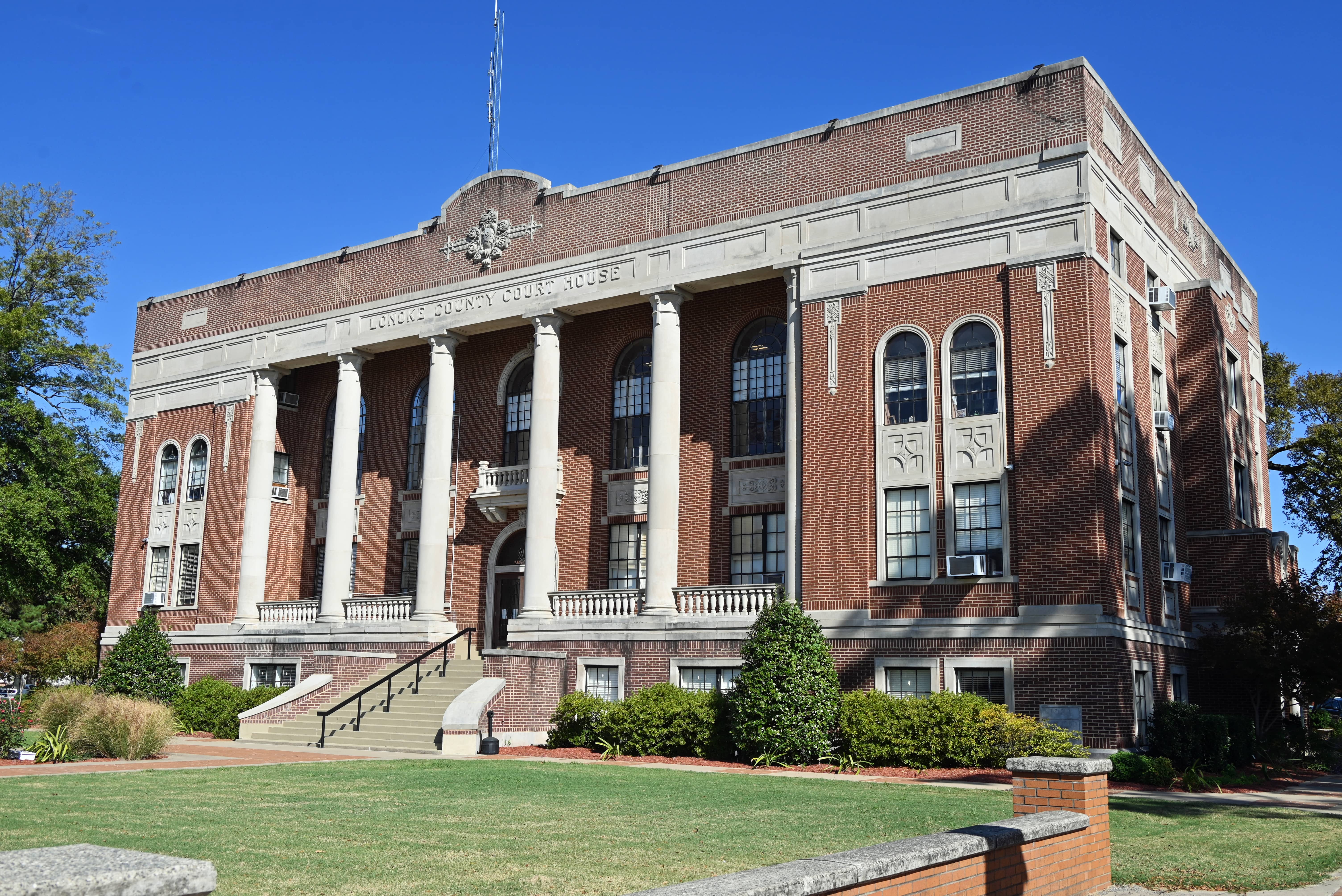 Image of Lonoke County District Court - Ward