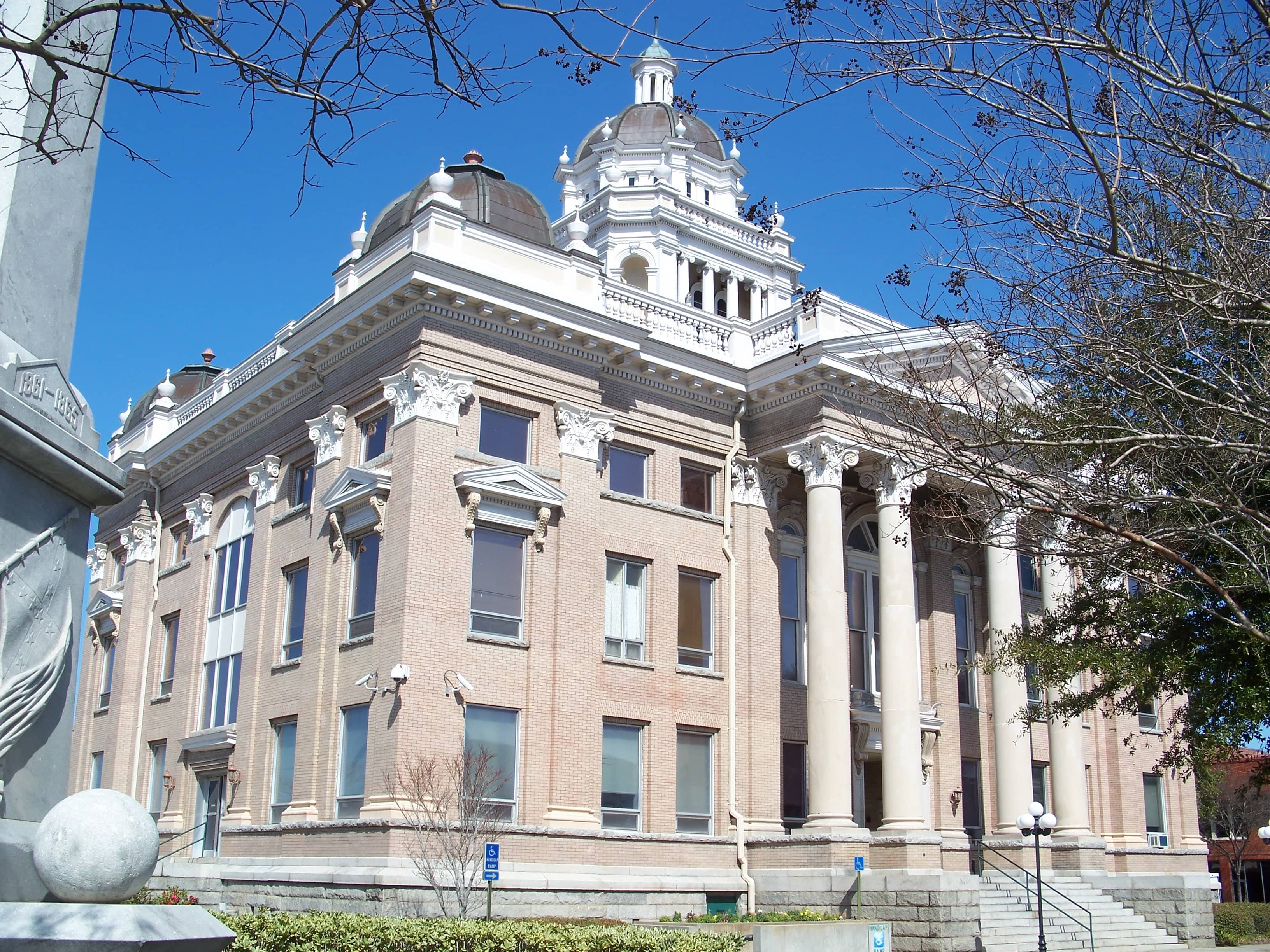 Image of Lowndes County Clerk of Court