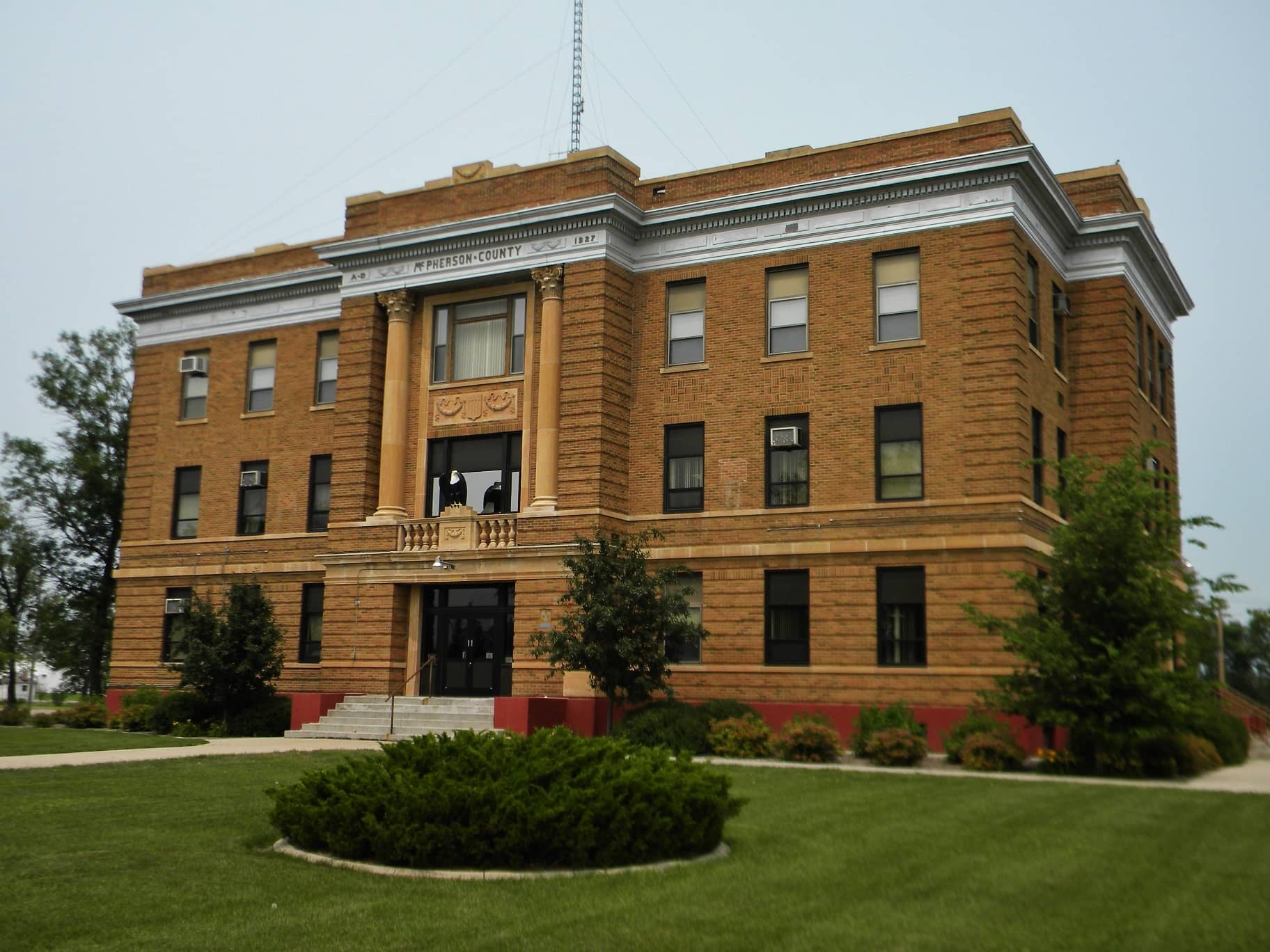 Image of McPherson County Circuit Court