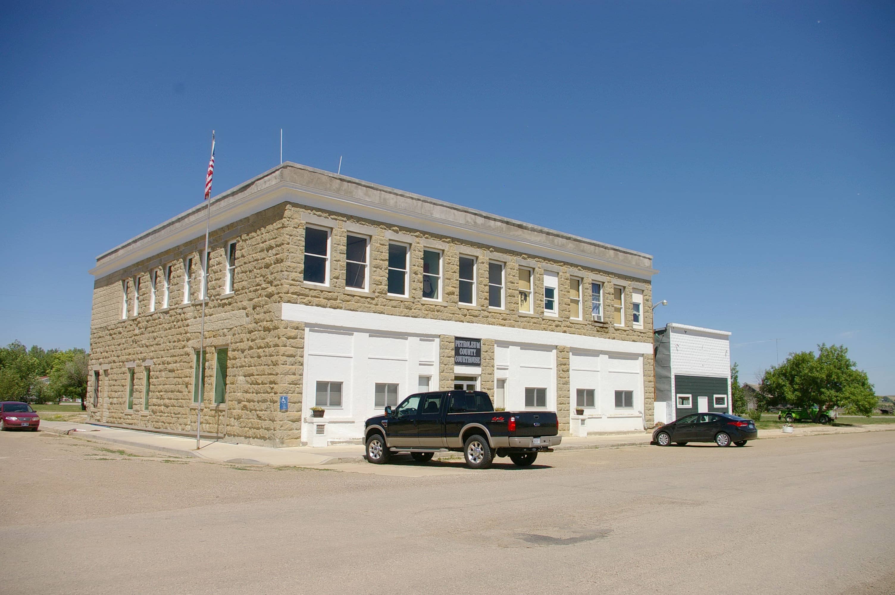 Image of Petroleum County Justice Court