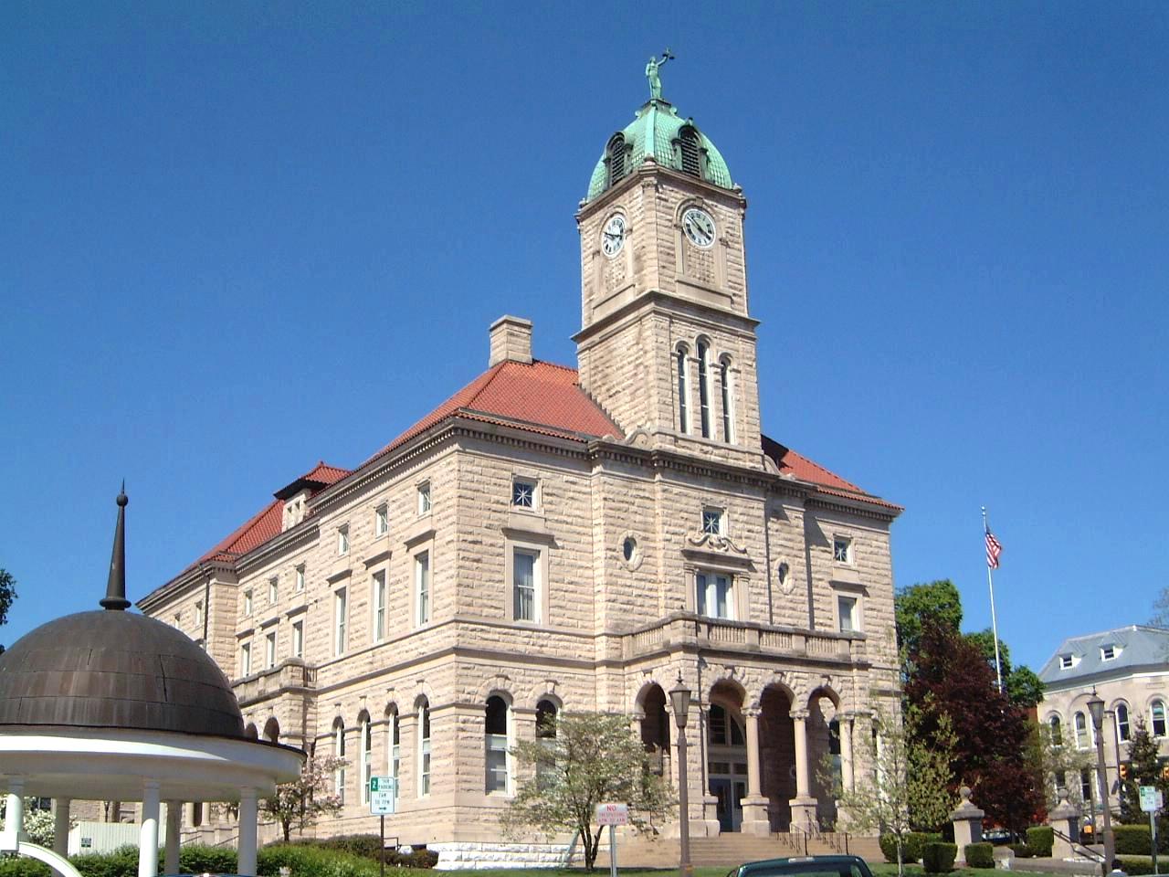 Image of Rockingham County court