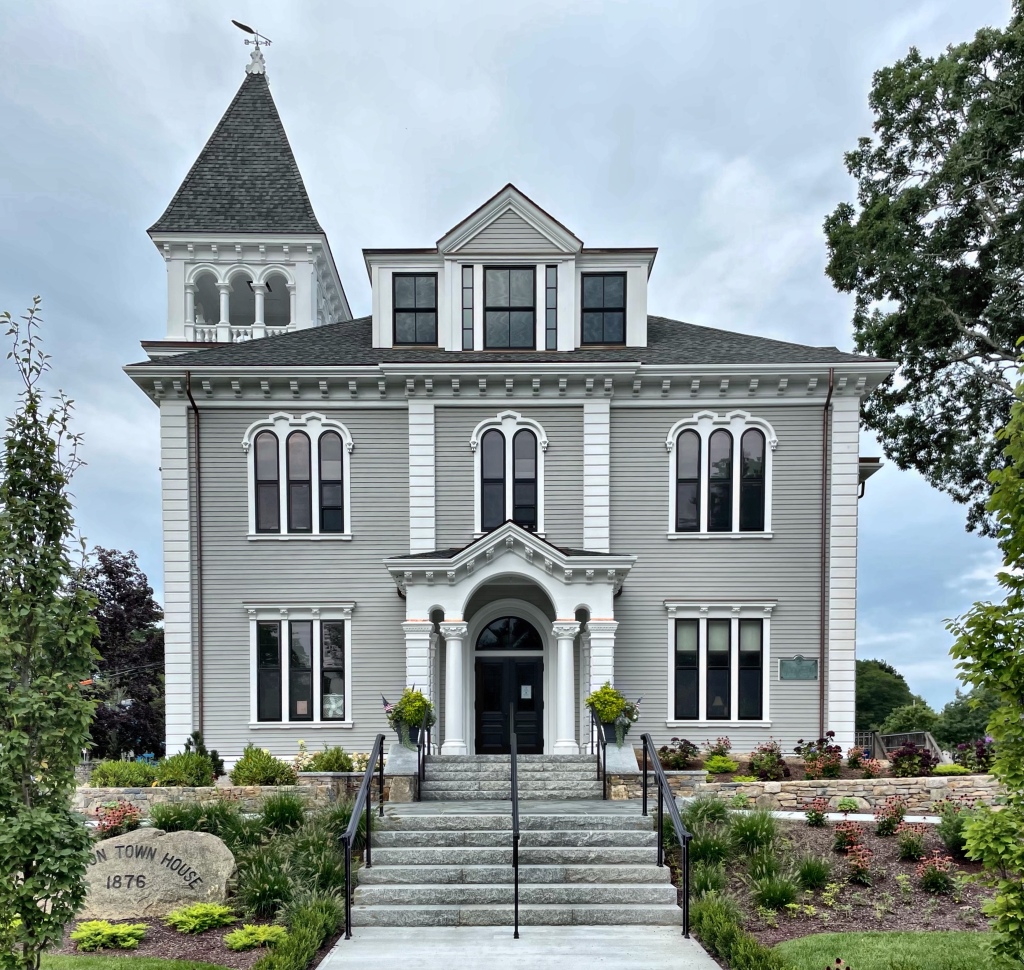 Image of Town of Marion Treasurer and Collector Marion Town House