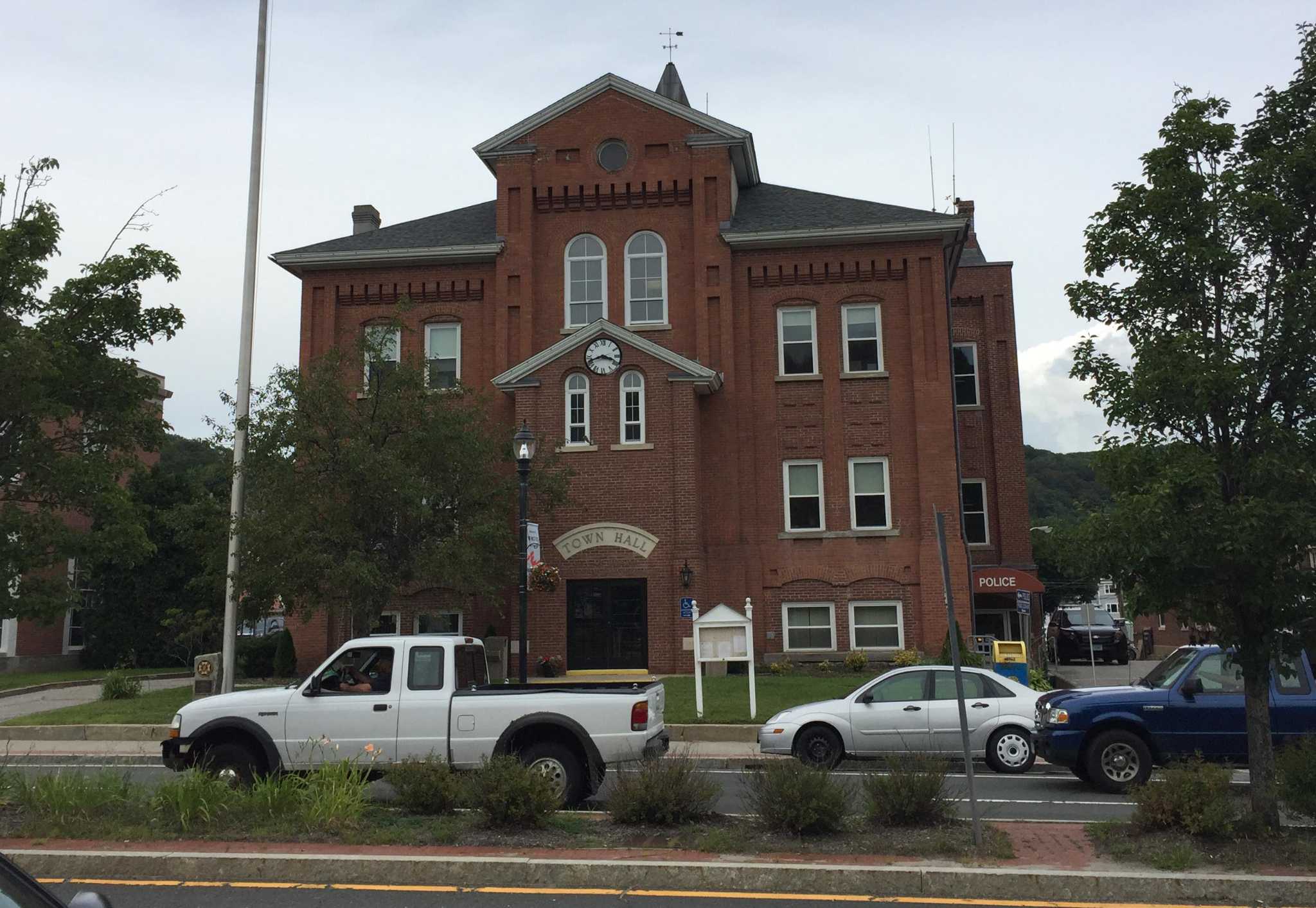 Image of Town of Winchester and City of Winsted Police Department Winchester Town Hall