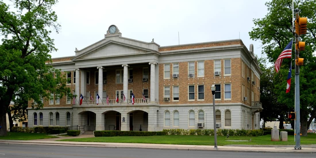 Image of Uvalde County Clerk Courthouse Plaza,