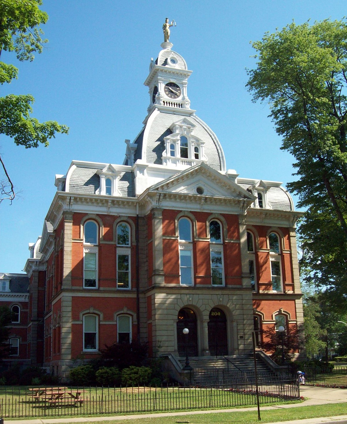 Image of Warren County Register and Recorder County Courthouse