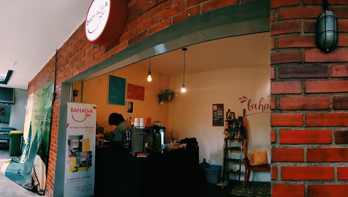 Bahagia Kopi Bandung, Tempat Nongkrong Hidden Gem yang Estetis