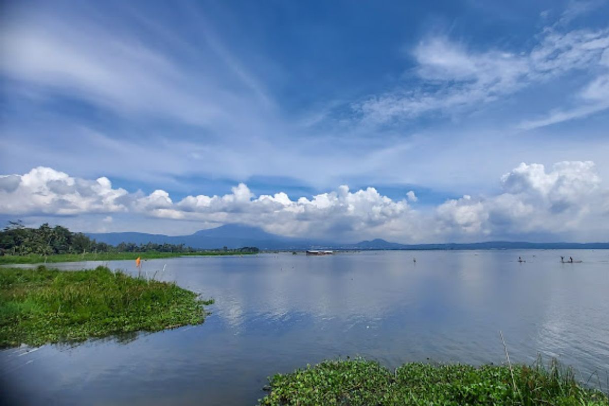 Mengintip Pesona Bukit Cinta Banyubiru di Semarang