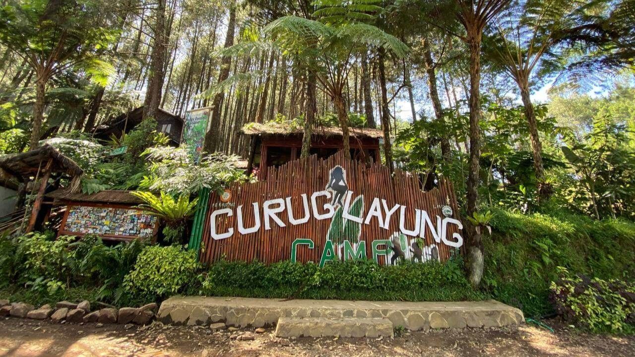 Daya Tarik Wisata Alam Curug Layung di Bandung Barat