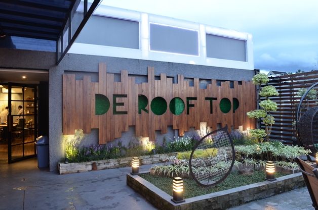 De Café Rooftop Garden.jpg