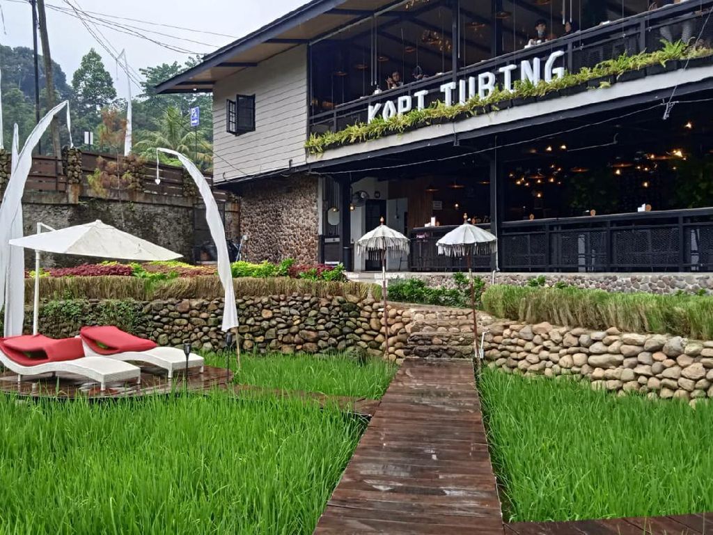 Kopi Tubing Cafe.jpeg