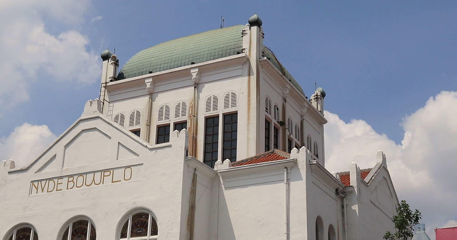 Mengenal Masjid Cut Meutia, Rumah Ibadah dengan Bangunan Estetis