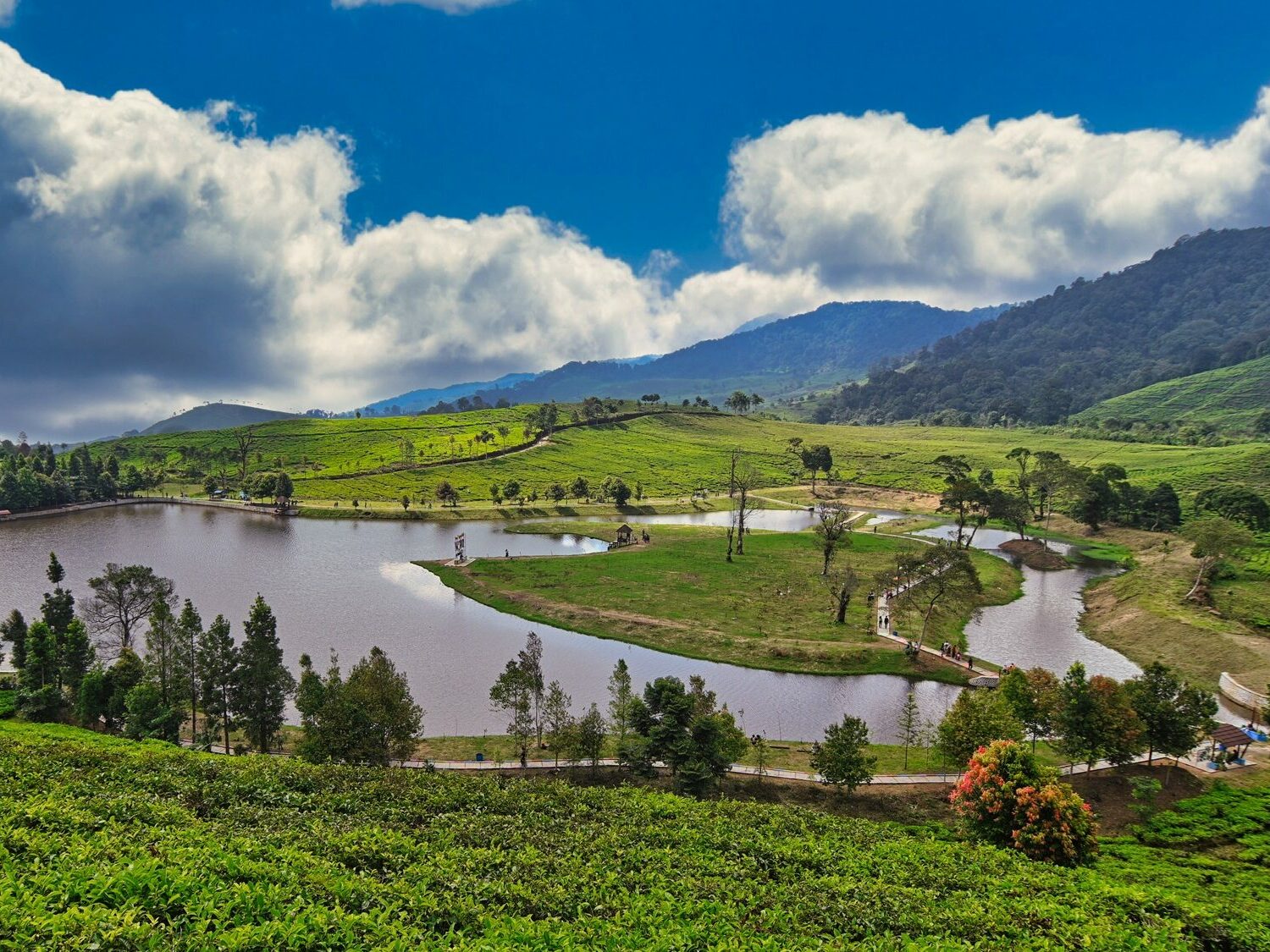 Telaga Saat.jpeg