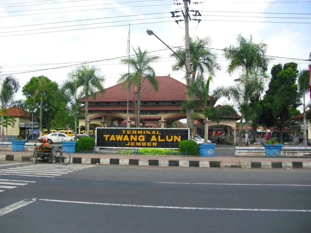 Terminal Tawang Alun