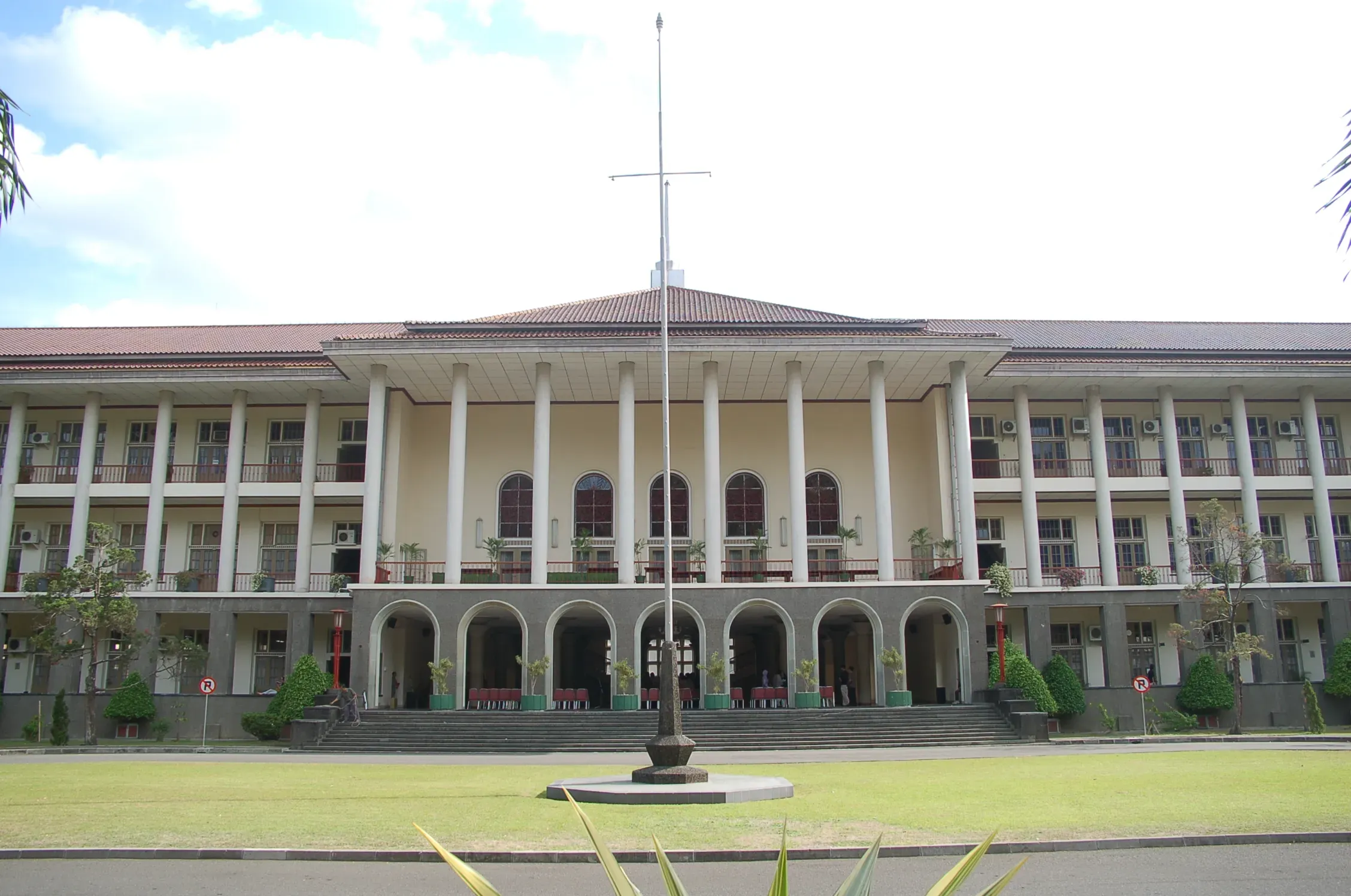 UGM