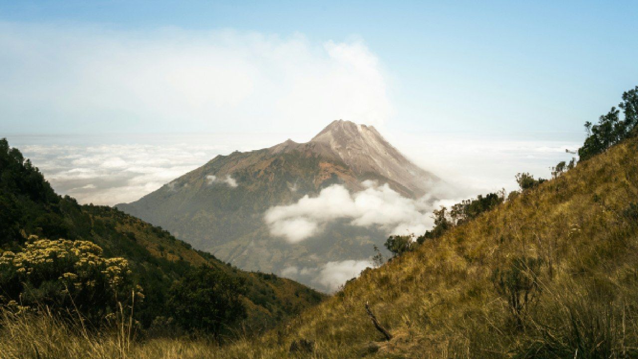 gung merapi.jpg