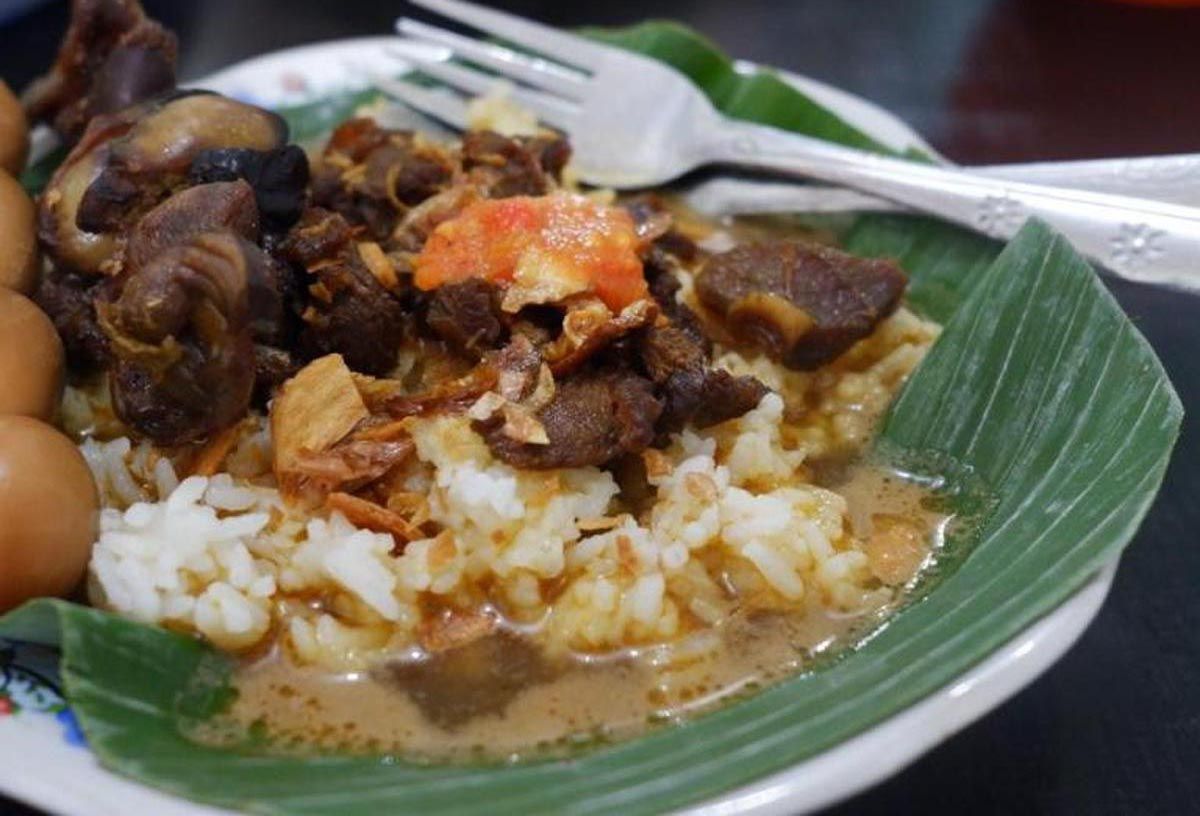 nasi gandul pak memet.jpg