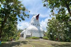 Gereja Ayam Bukit Rhema, Tempat Terbaik Melihat Sunrise