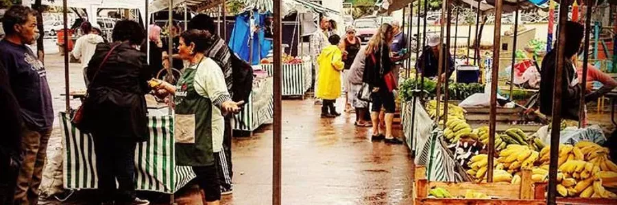 Feira da Roça de Vargem Grande em domingo de chuva, foto de Ana Pestana 