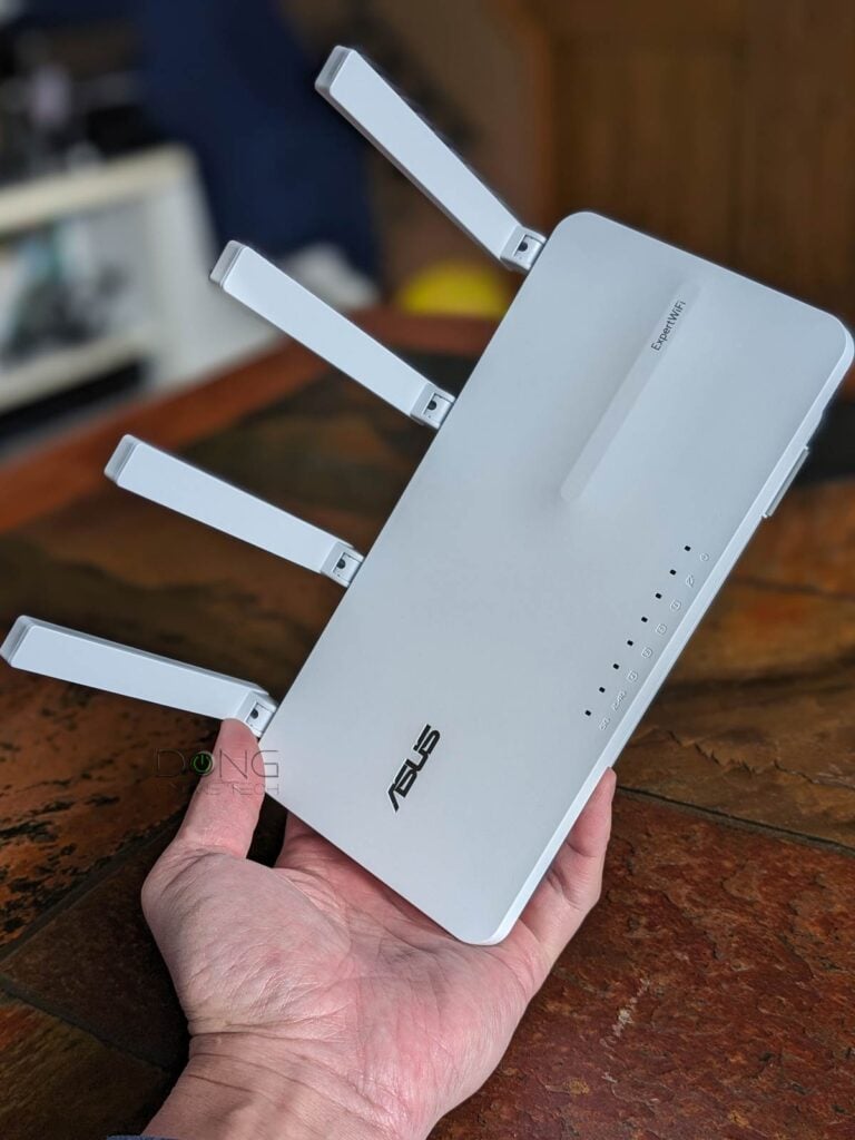 ASUS Expert Dual-Band WiFi Router with AiMesh