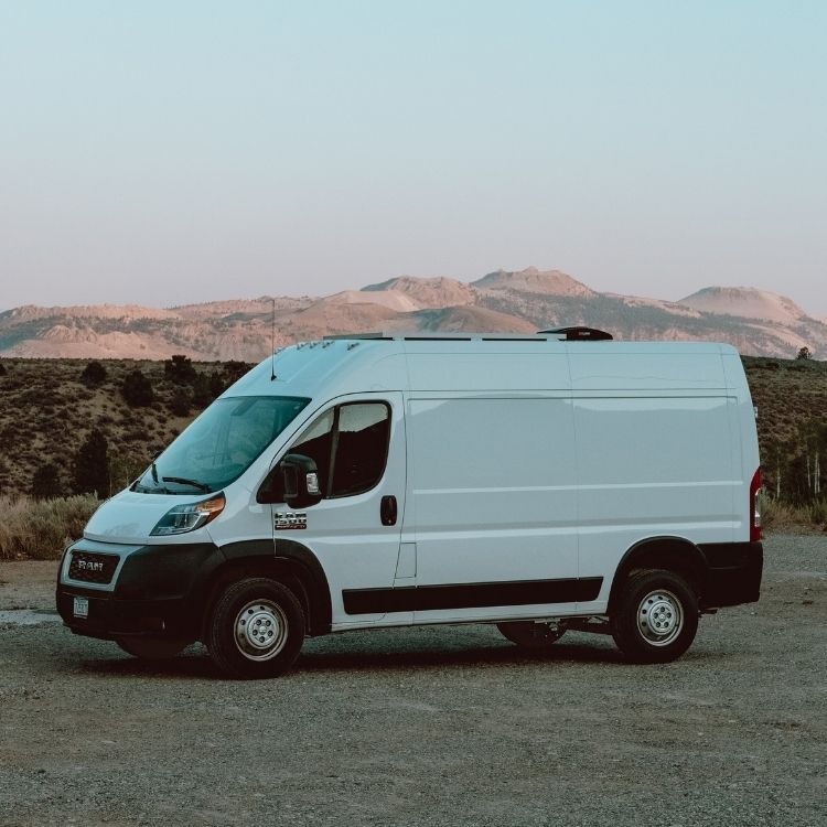 homeservice-professionals-van