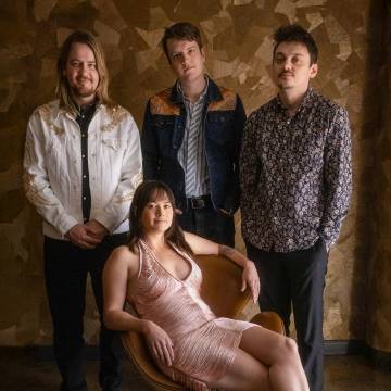 AJ Lee & Blue Summit