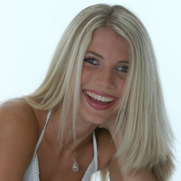 DINA - Pop artist
