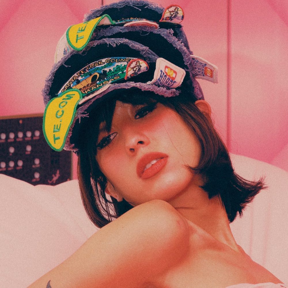 Isabella Lovestory - Latin artist