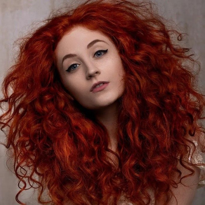 Janet Devlin