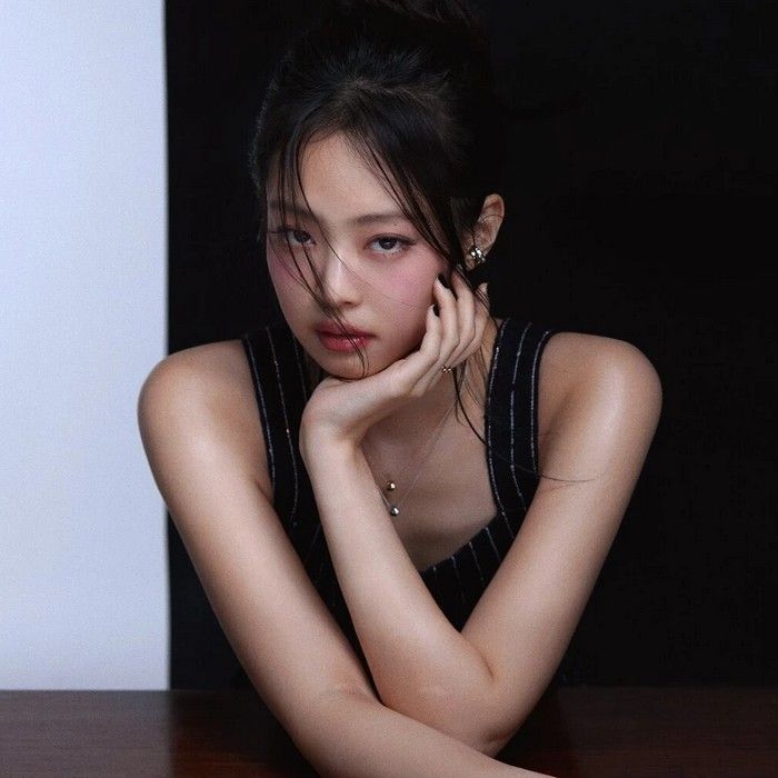 JENNIE - K-Pop artist
