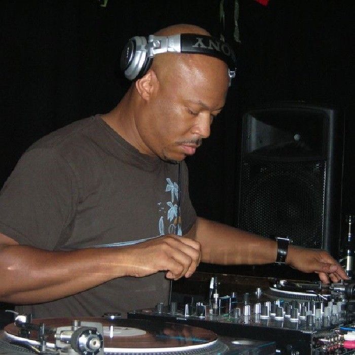 ROBERT HOOD