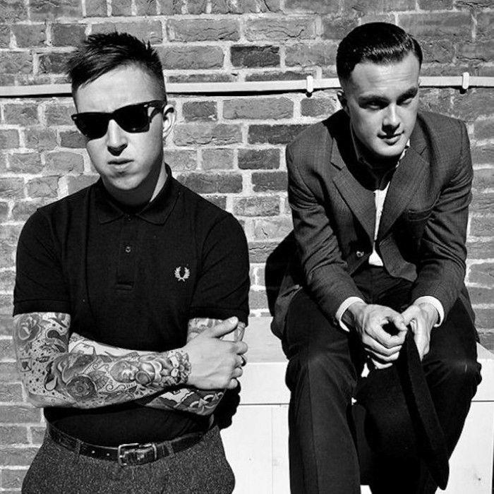 Slaves - punk artist